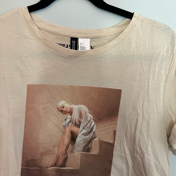 H&M Ariana Grande Tee - Small - Picture 2 of 4